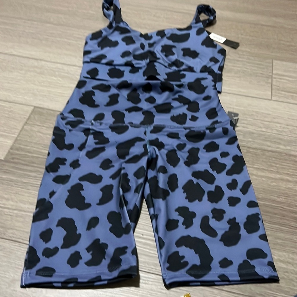 Catherine Malandrino workout outfit